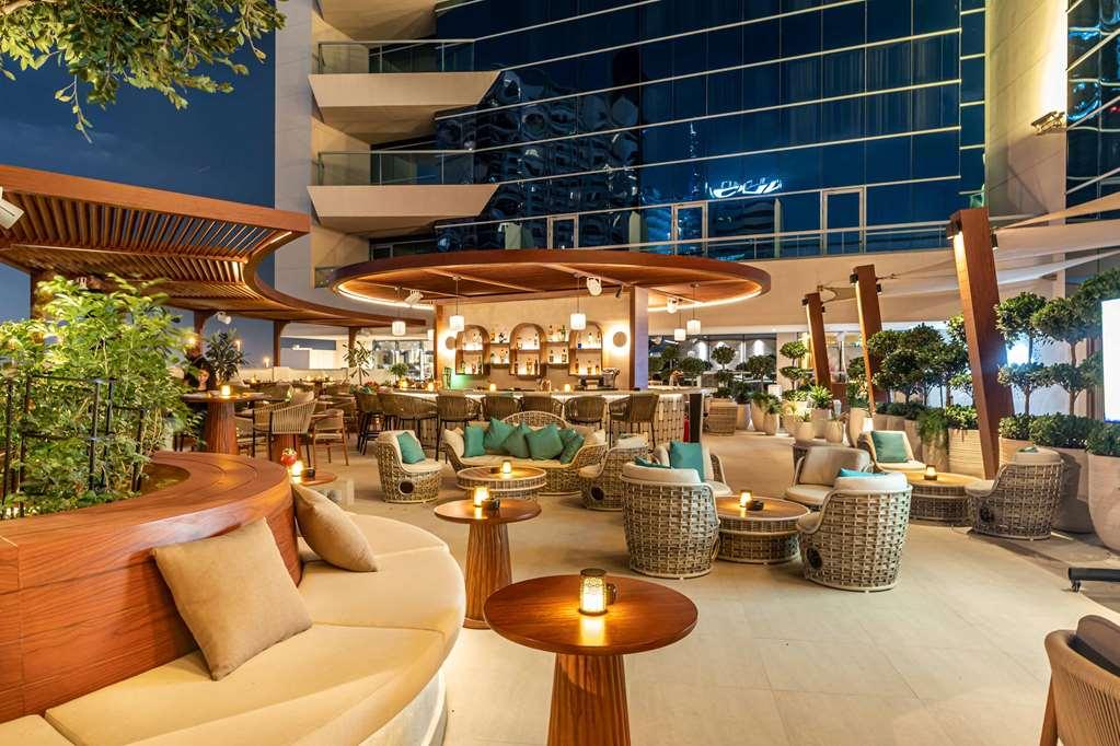 The First Collection Dubai Business Bay Hotel ร้านอาหาร รูปภาพ The Sky Bar at the Marina East